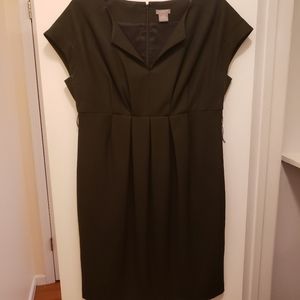 Ann Taylor petite split v neck dress
